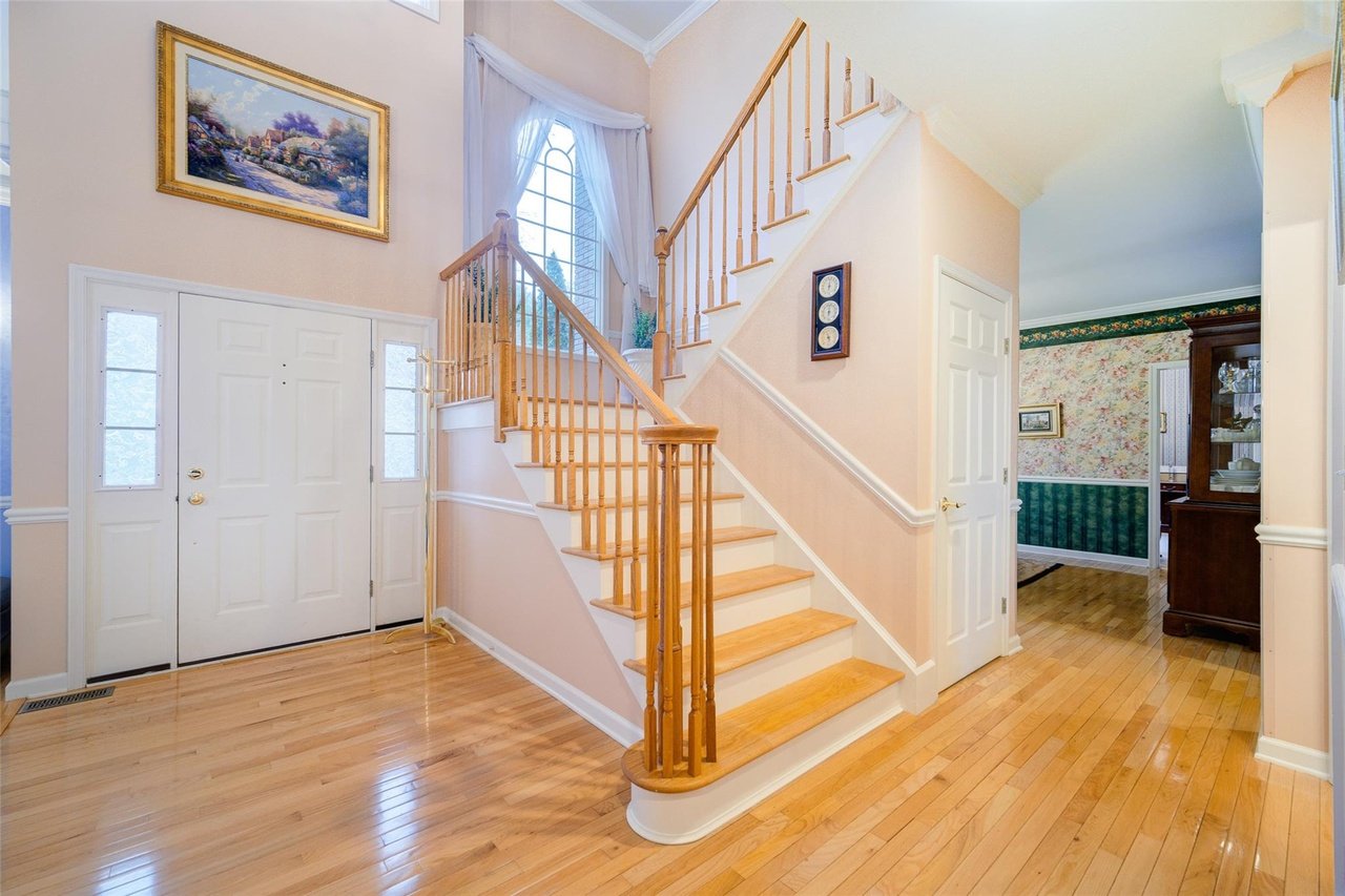 48 Duke Drive
