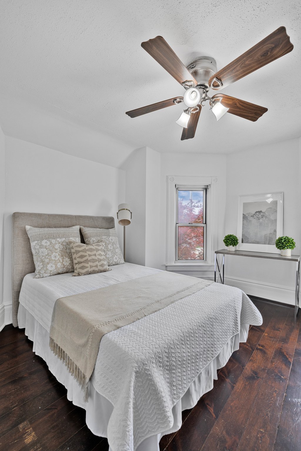 411 Millard Ave, Newmarket