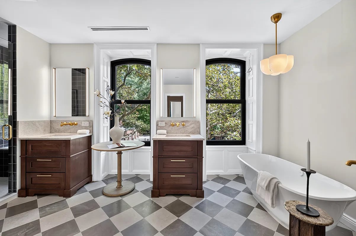 428 Vanderbilt Ave 