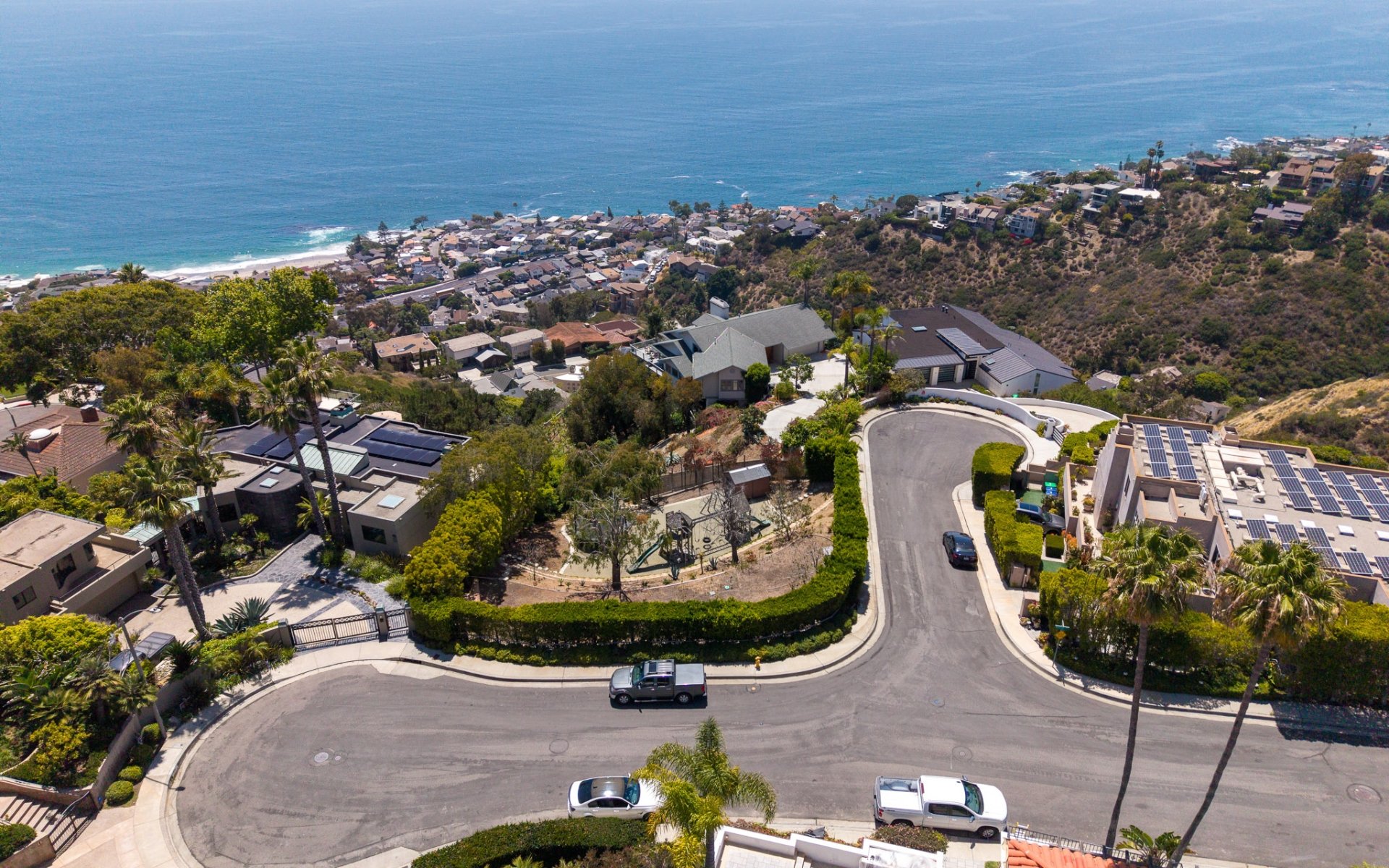 719 Davis Way