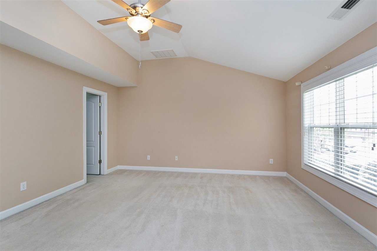 12225 Orchardgrass Ln