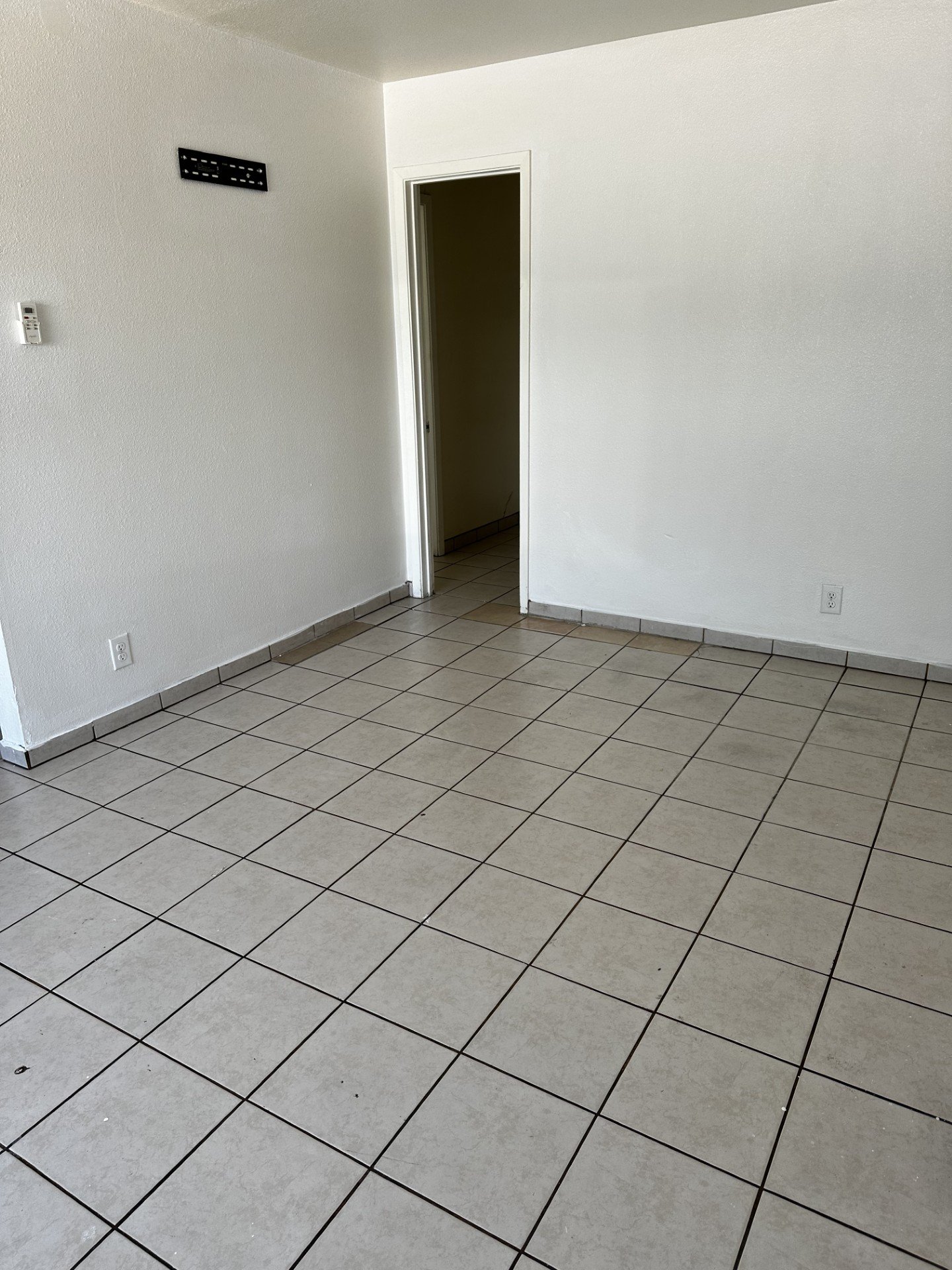 115 West New York Avenue #16, Las Vegas, NV 89102