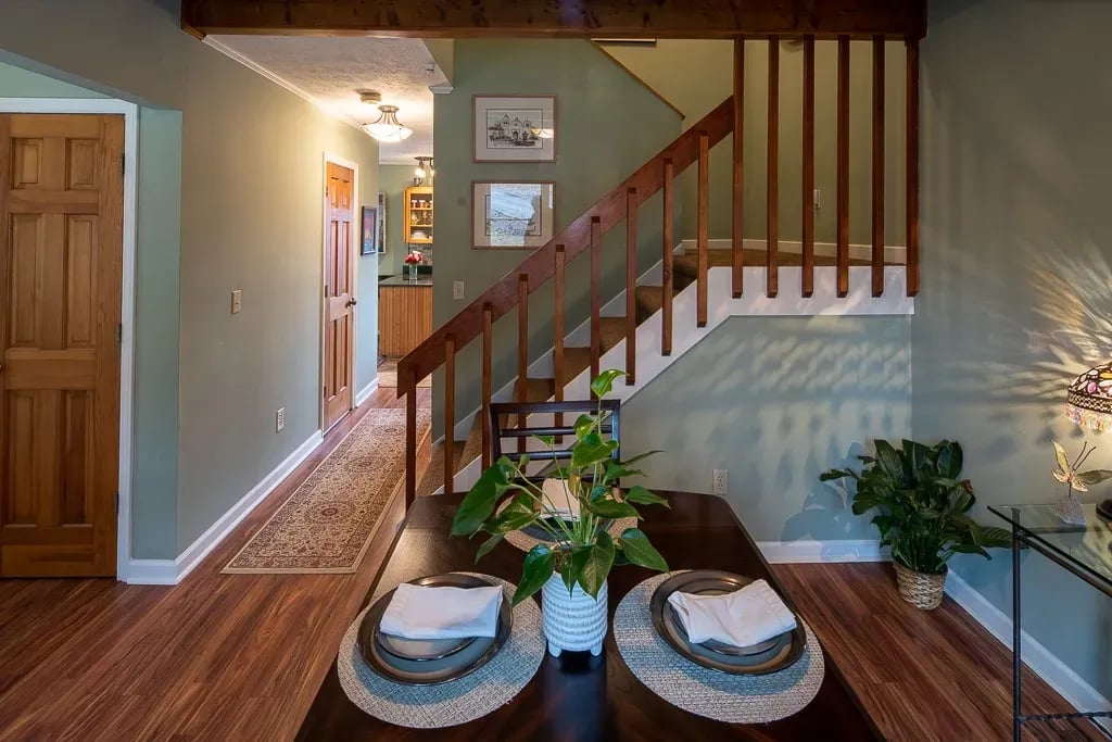 132 Grapevine Cir
