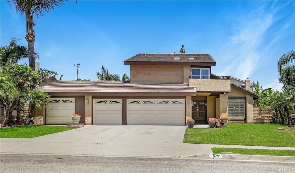 15291 Greenworth Dr