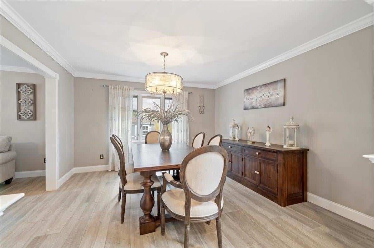 4 Redington Ct