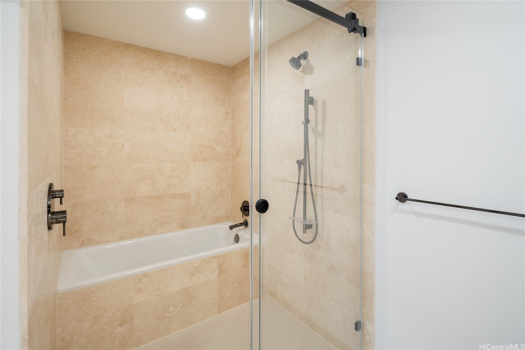 333 Ward Avenue #3101
