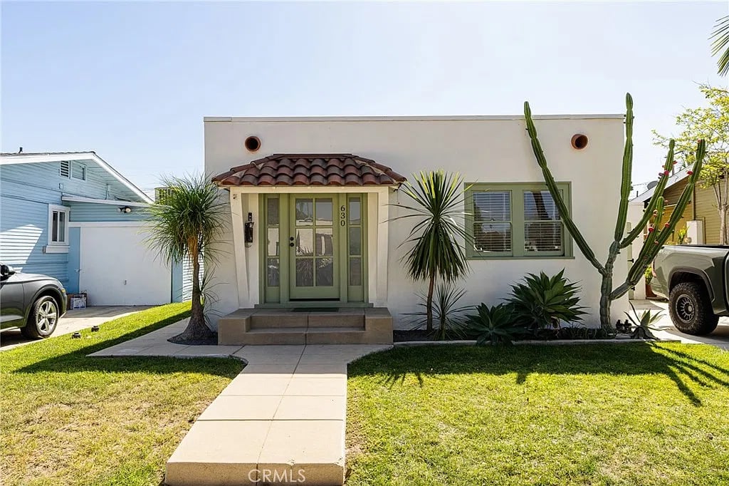 630 W Wilshire Ave