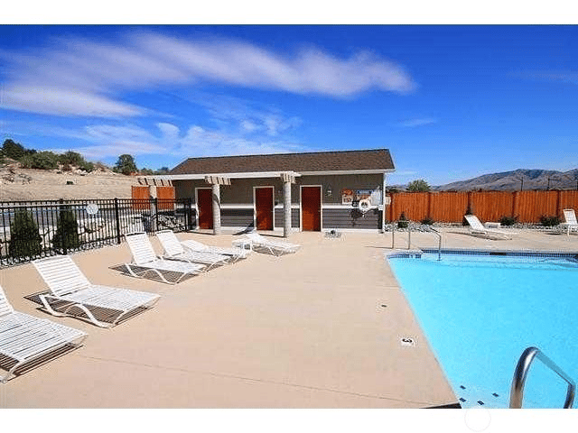 106 Village Dr