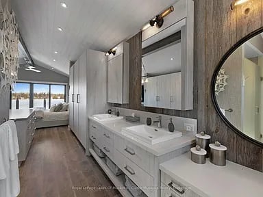 305 Wapaska Cres
