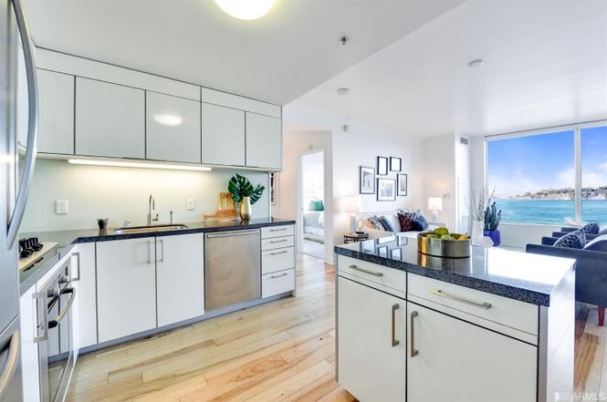 338 Spear Street #17C