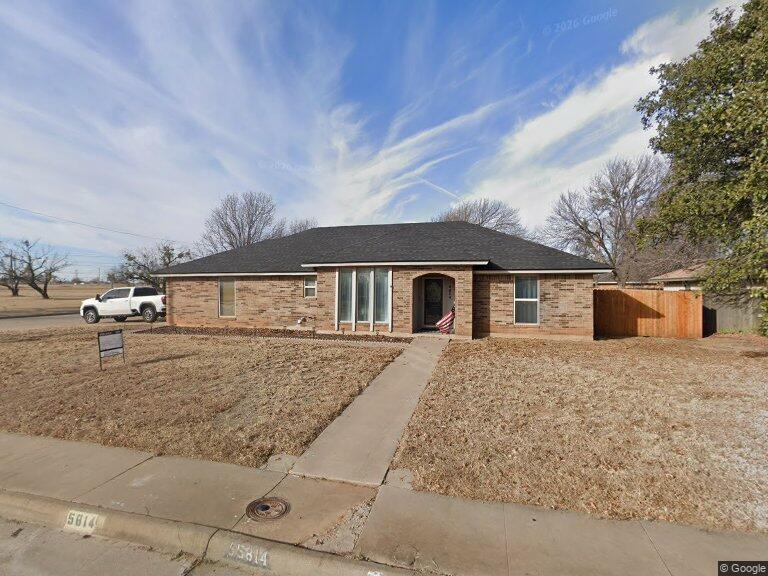 5814 Springwood Ln