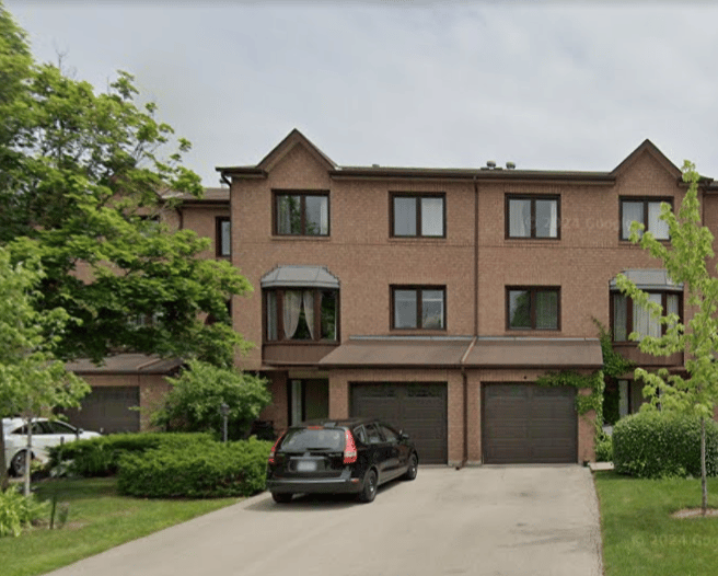 1100 Queens Ave, Oakville