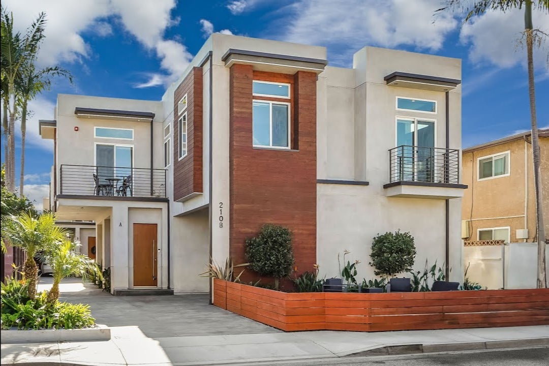 Michael Majid Presents: 2108 Gates Ave A, Redondo Beach, CA 90278