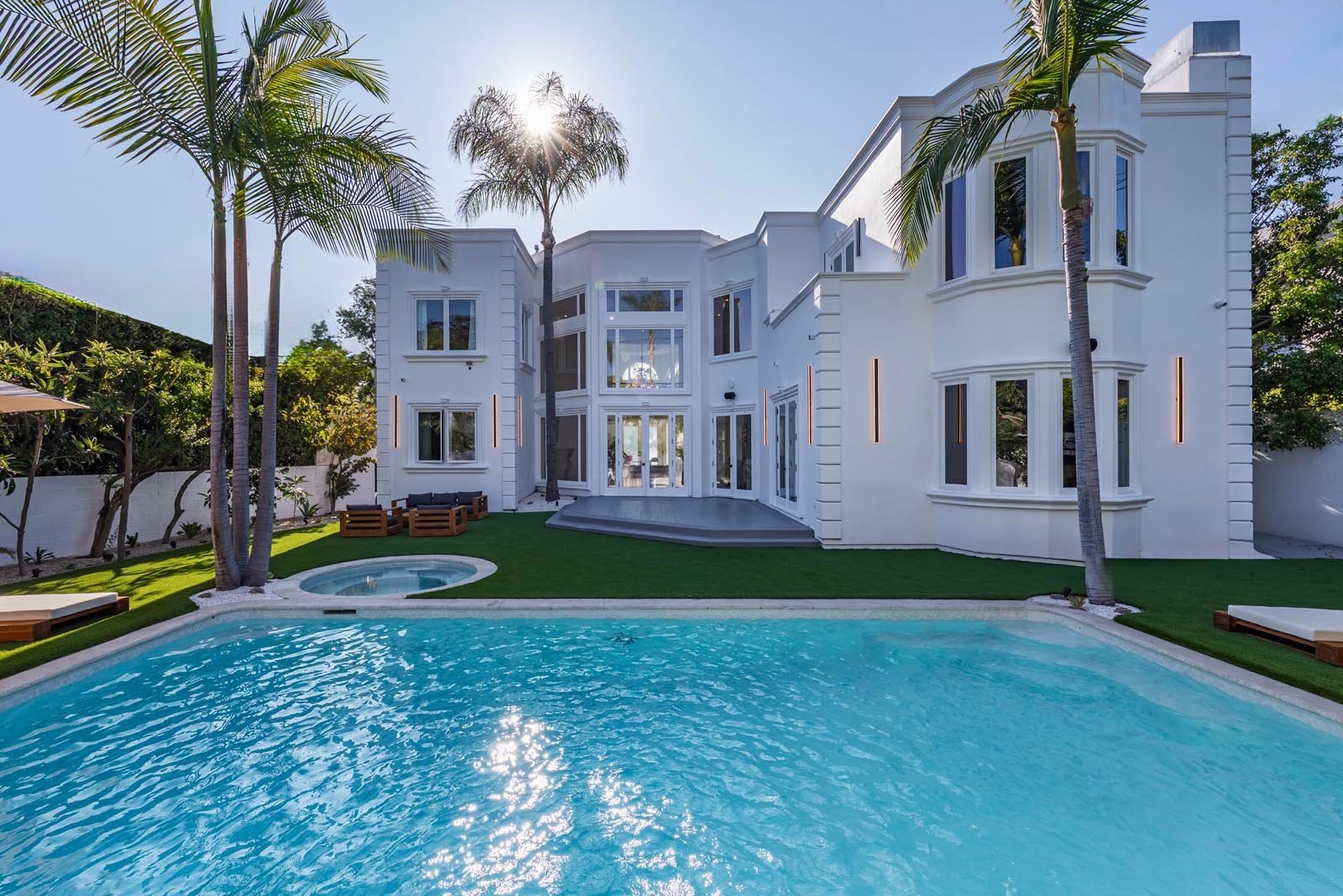 The Elm Villa