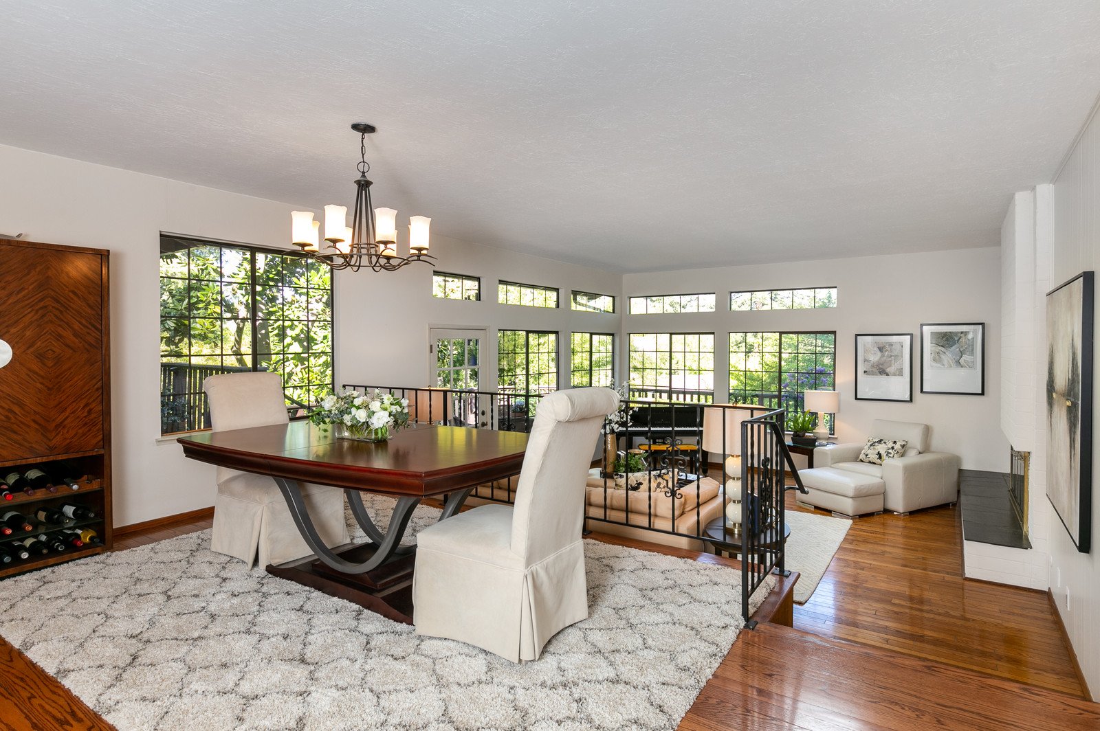 Fabulous single-story home located on the Westside of Alamo