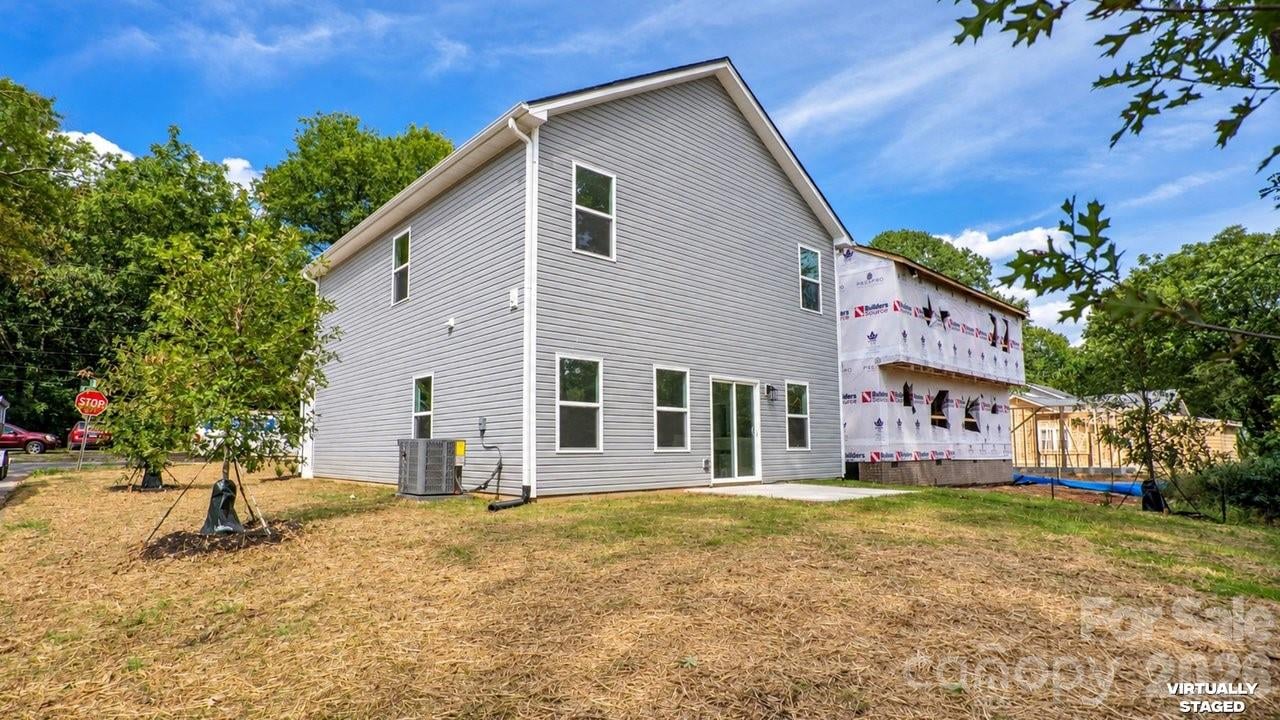 Urban Freedom and Unmatched Value: Your Private Retreat Minutes from Uptown