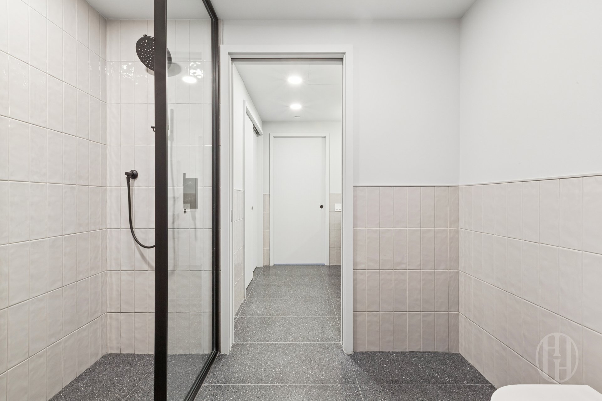 547 W 47th Street 604