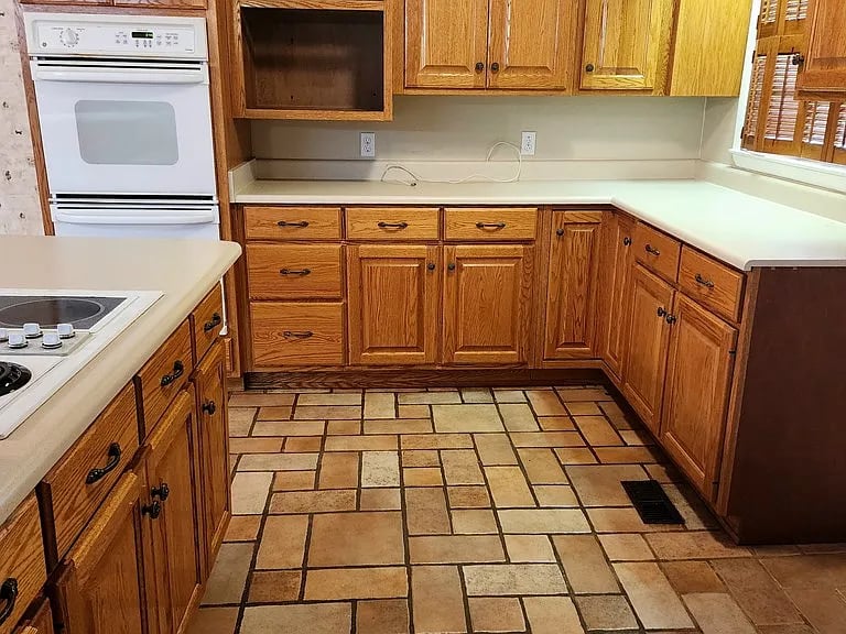 3709 W Us Highway 82