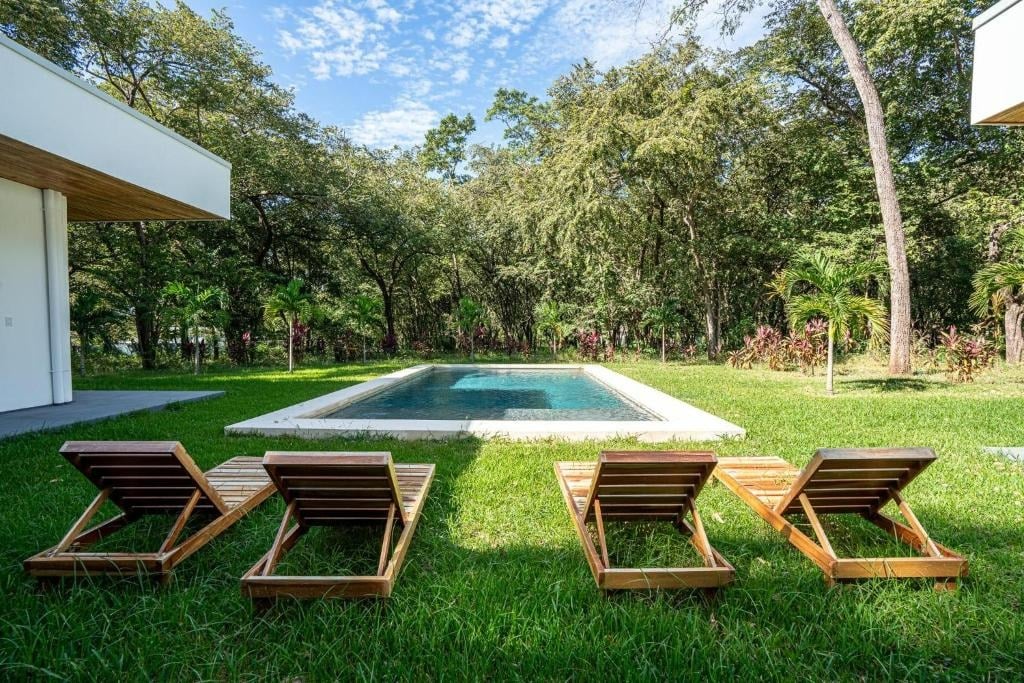 Casa Vista Verde | Contemporary 3-Bed Luxury Home with Pool in Exclusive Catalina Cove