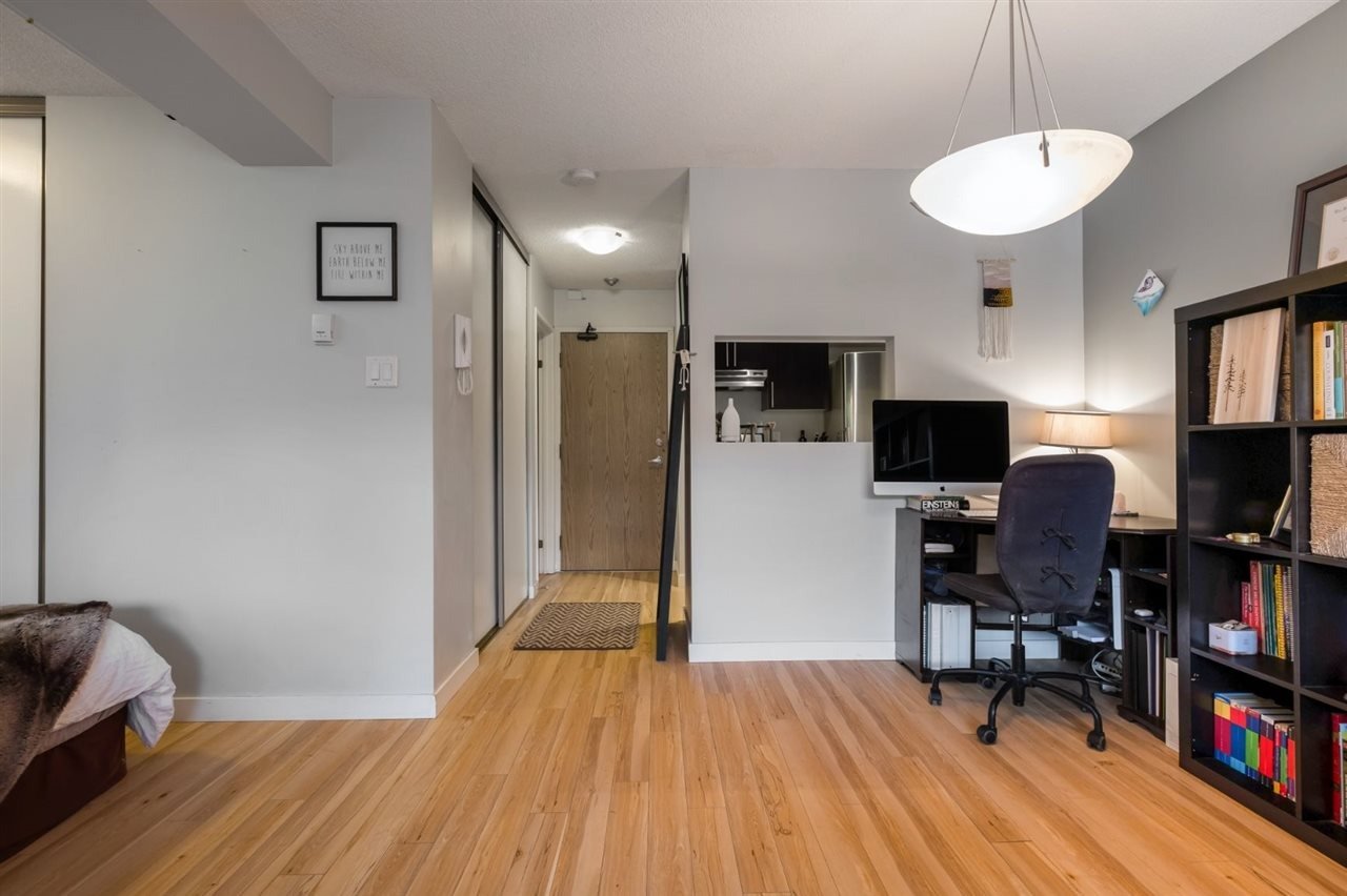 288 E 14th Ave, #206