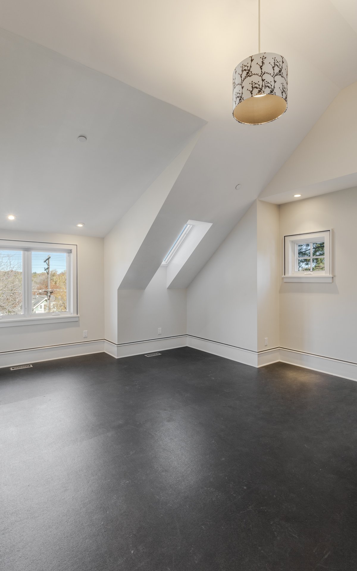 437 University Avenue