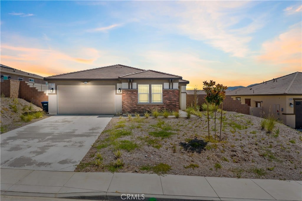 22775 Hilltopper Wy