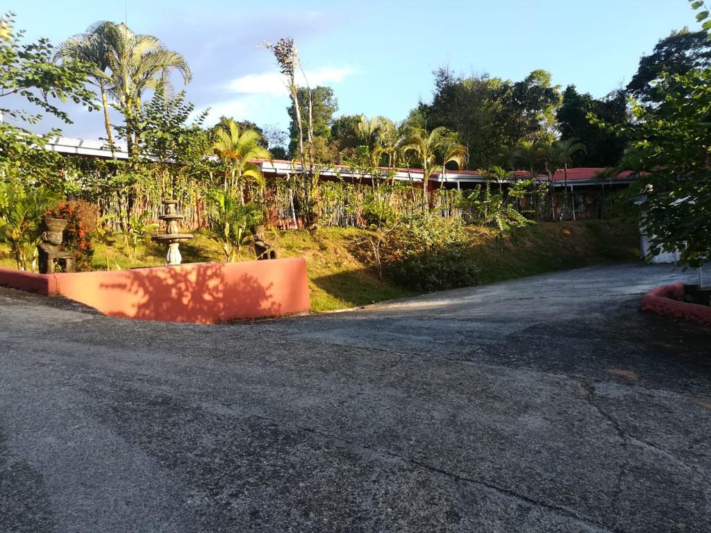 PARADISE PACIFIC RESORT