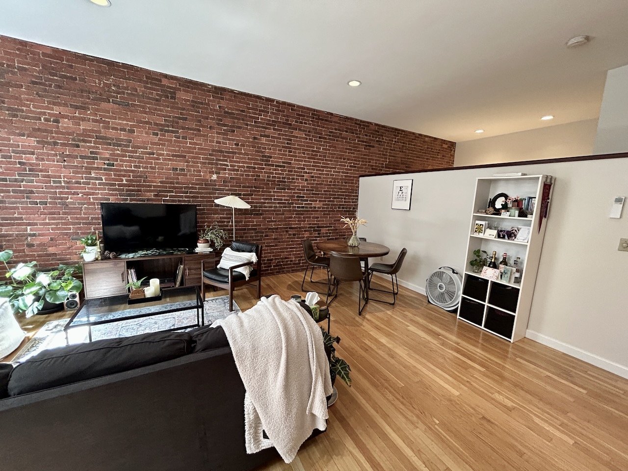 AUGUST 1!!! Unique 1 Bed + Loft Office w/ Common Laundry and Common Roof Deck - Steps to Back Bay Station! 