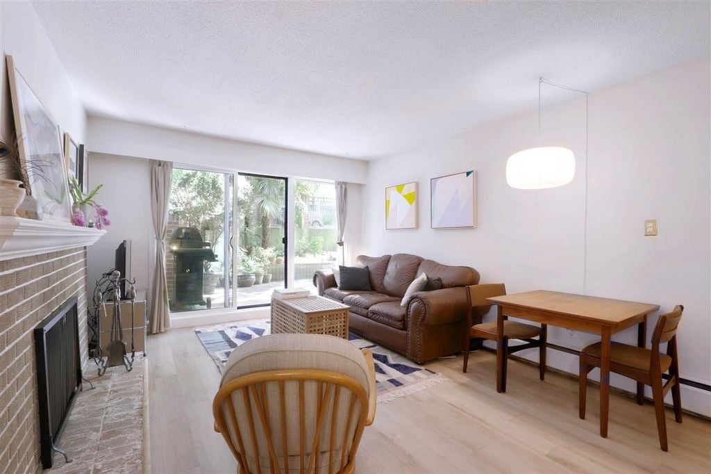 2255 York Ave, #109