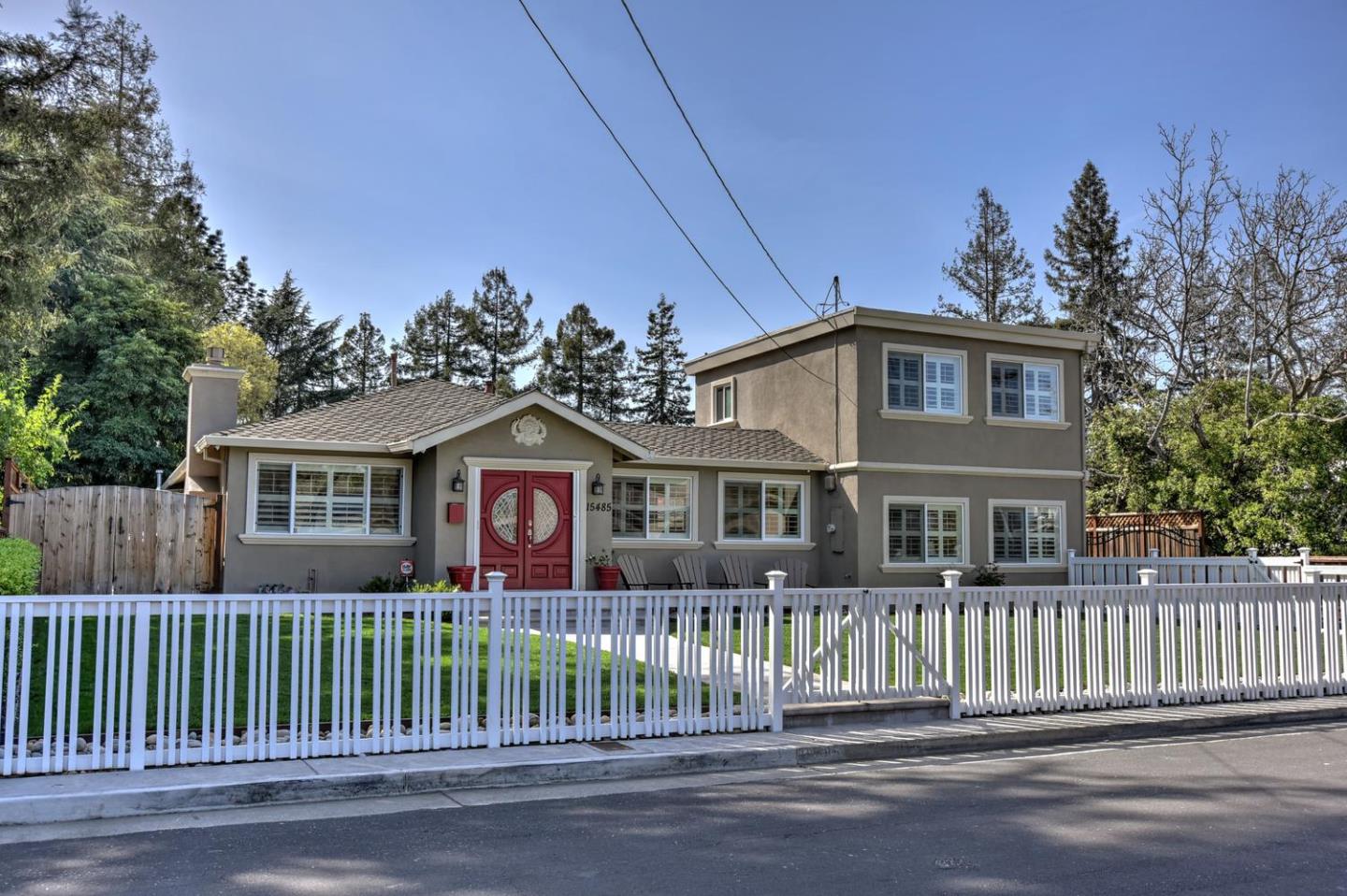15485 Corinne Dr