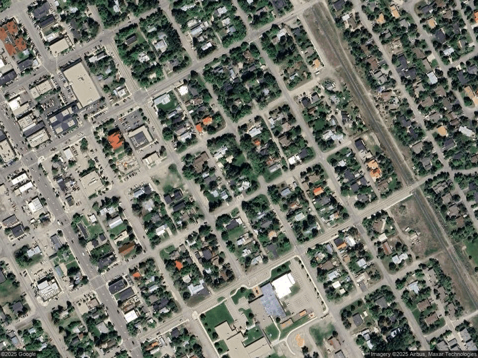 319 S 3rd Ave