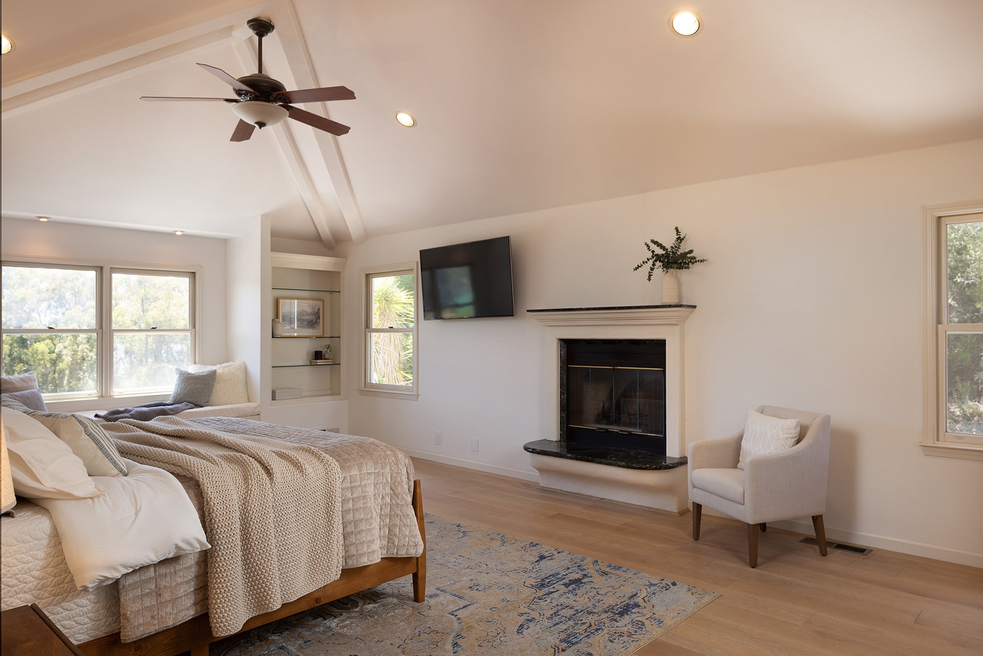 Private Aptos Estate with Vineyard Views