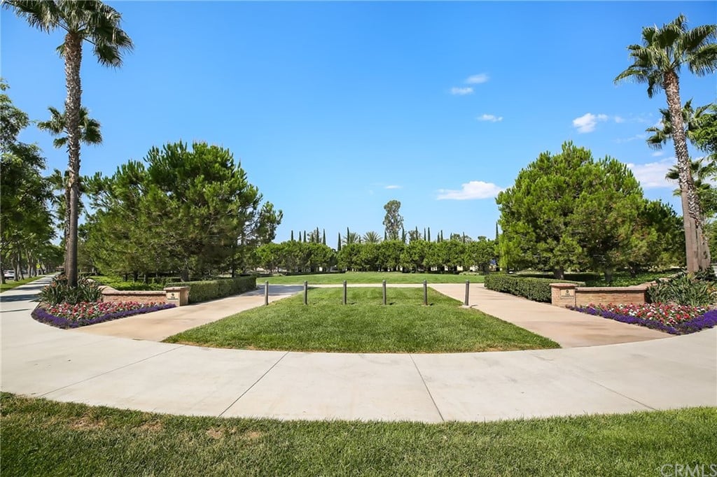 171 Great Lawn