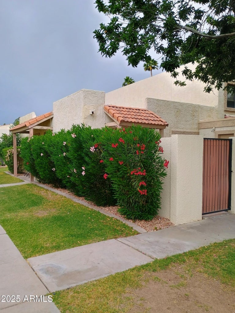 6102 N 79th Street
