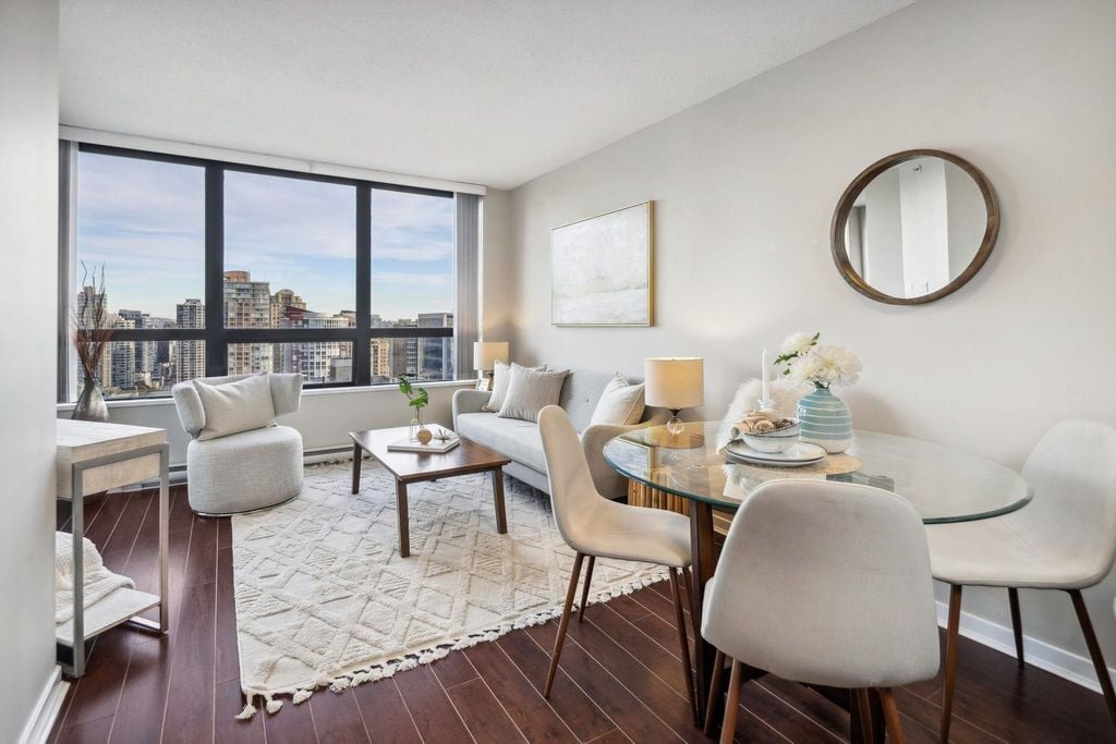 938 Smithe St, #2023
