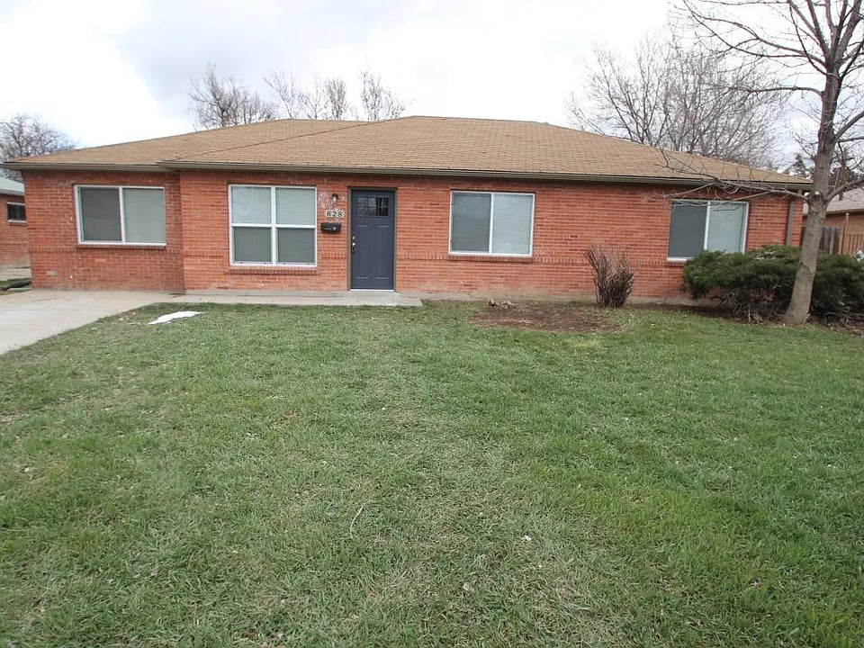 828 Quentin St