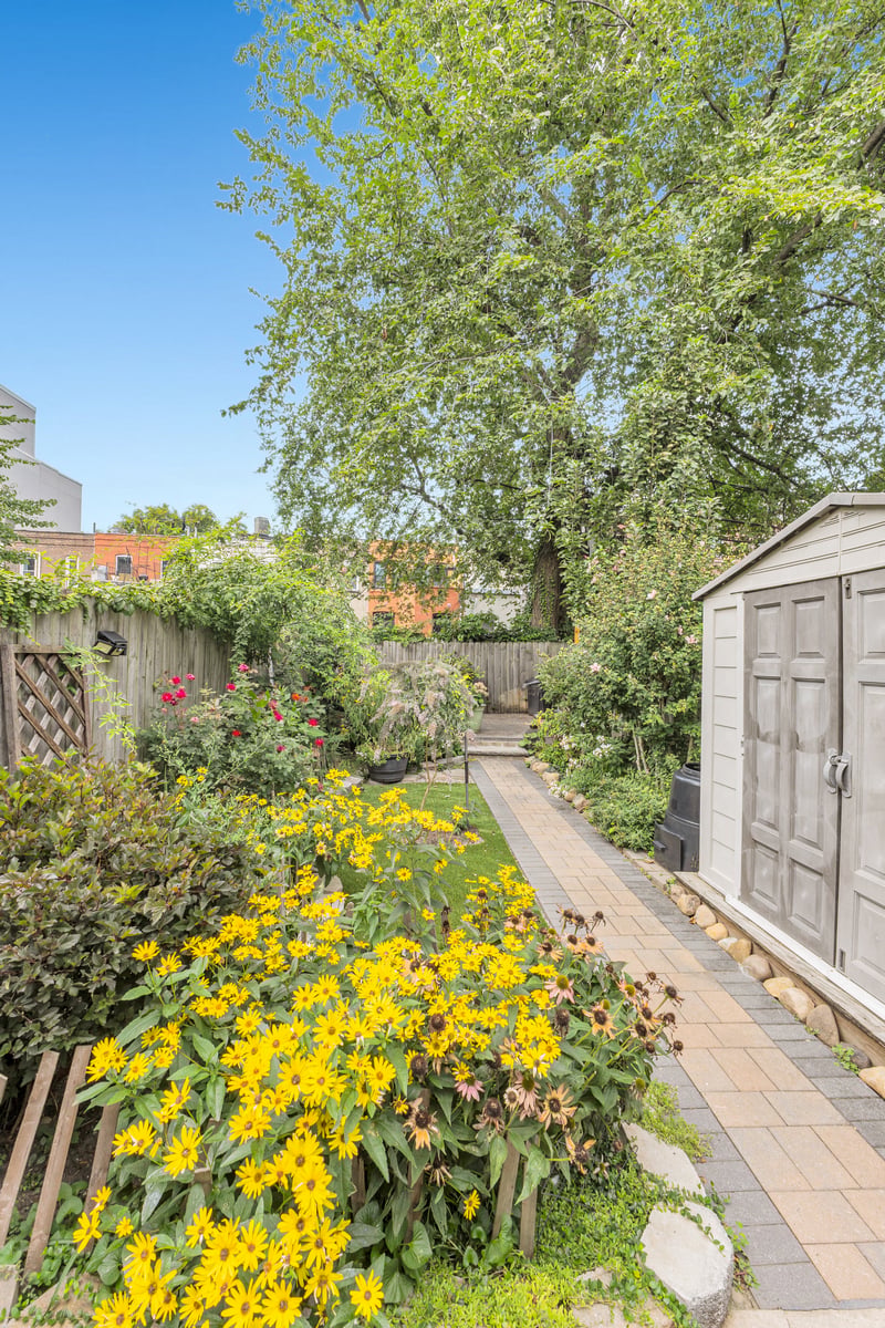 807 Lincoln Place 