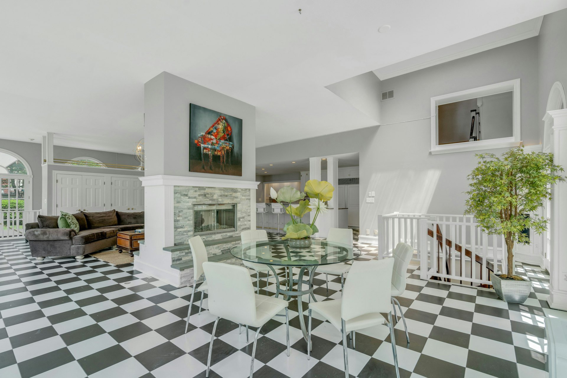 225 Glen Road
