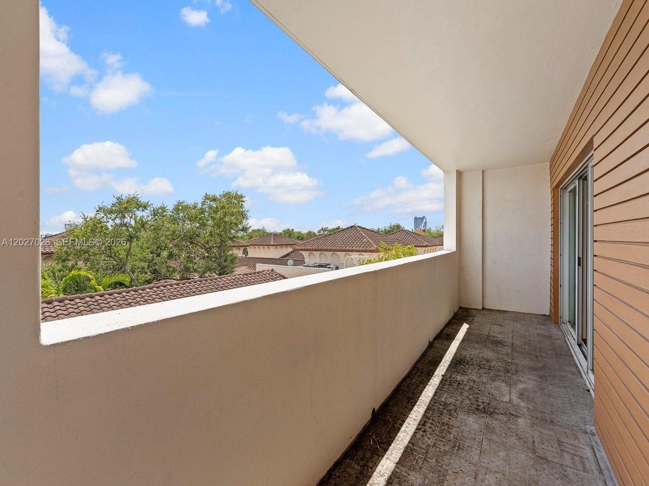 2740 SW 28th Ter #508