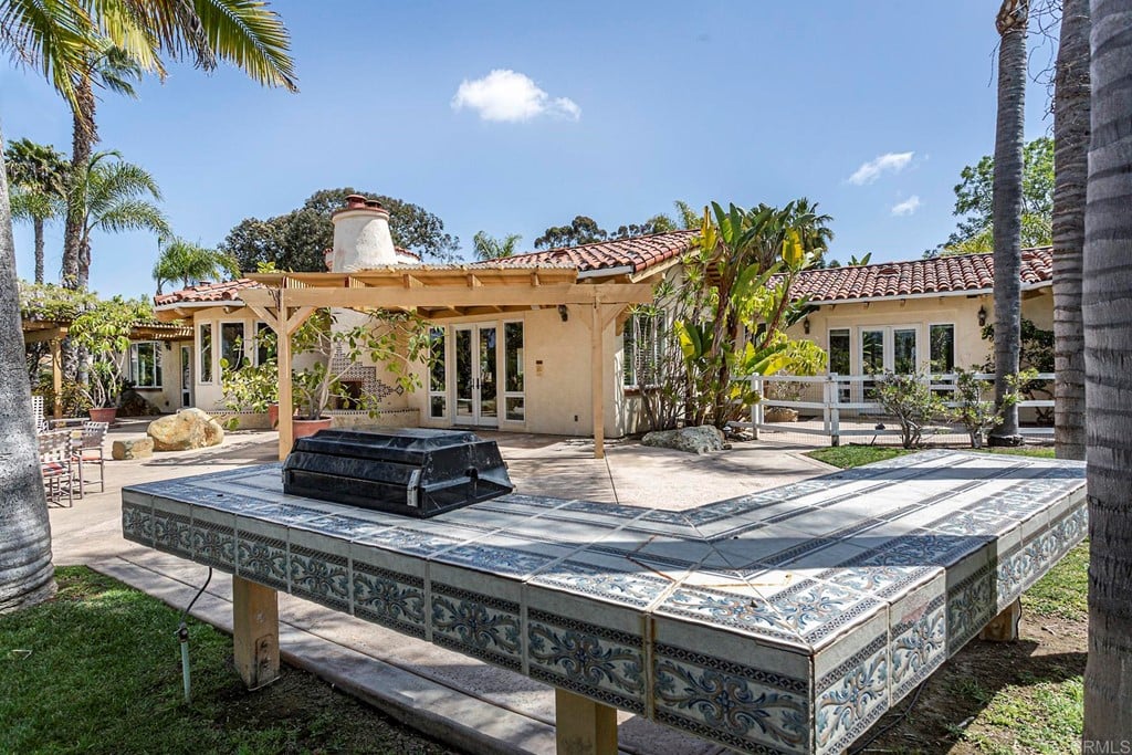 6944 Rancho Cielo