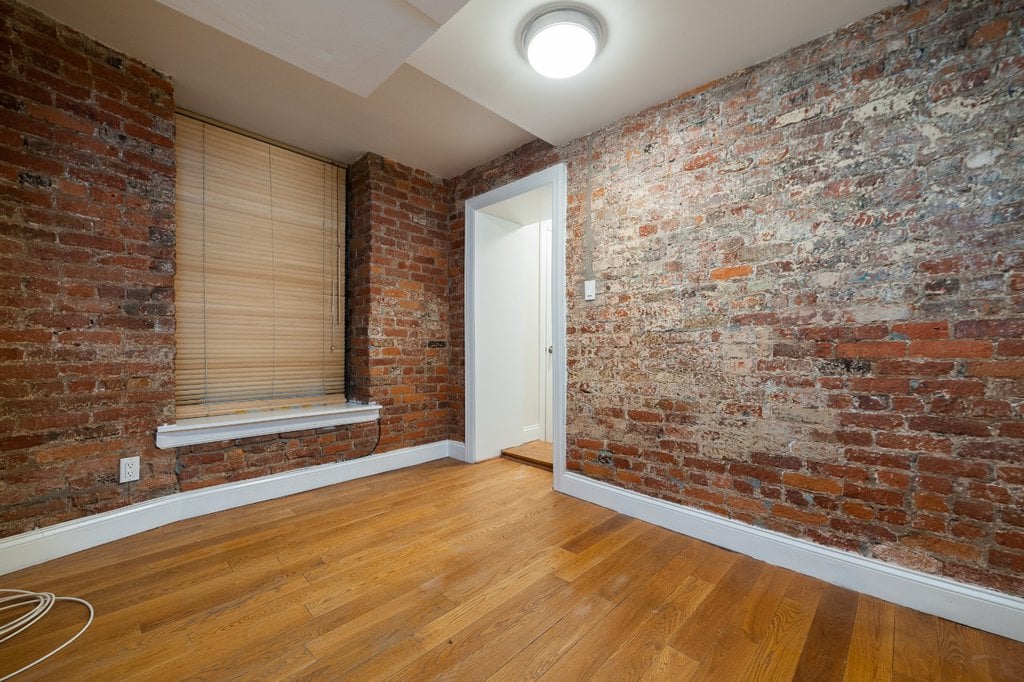 339 East 12th Street Unit: 1