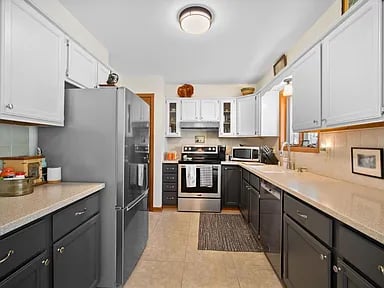 2120 Willowbrook Dr