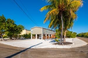 1193 De Lussan Ln, Cudjoe Key, FL 33042
