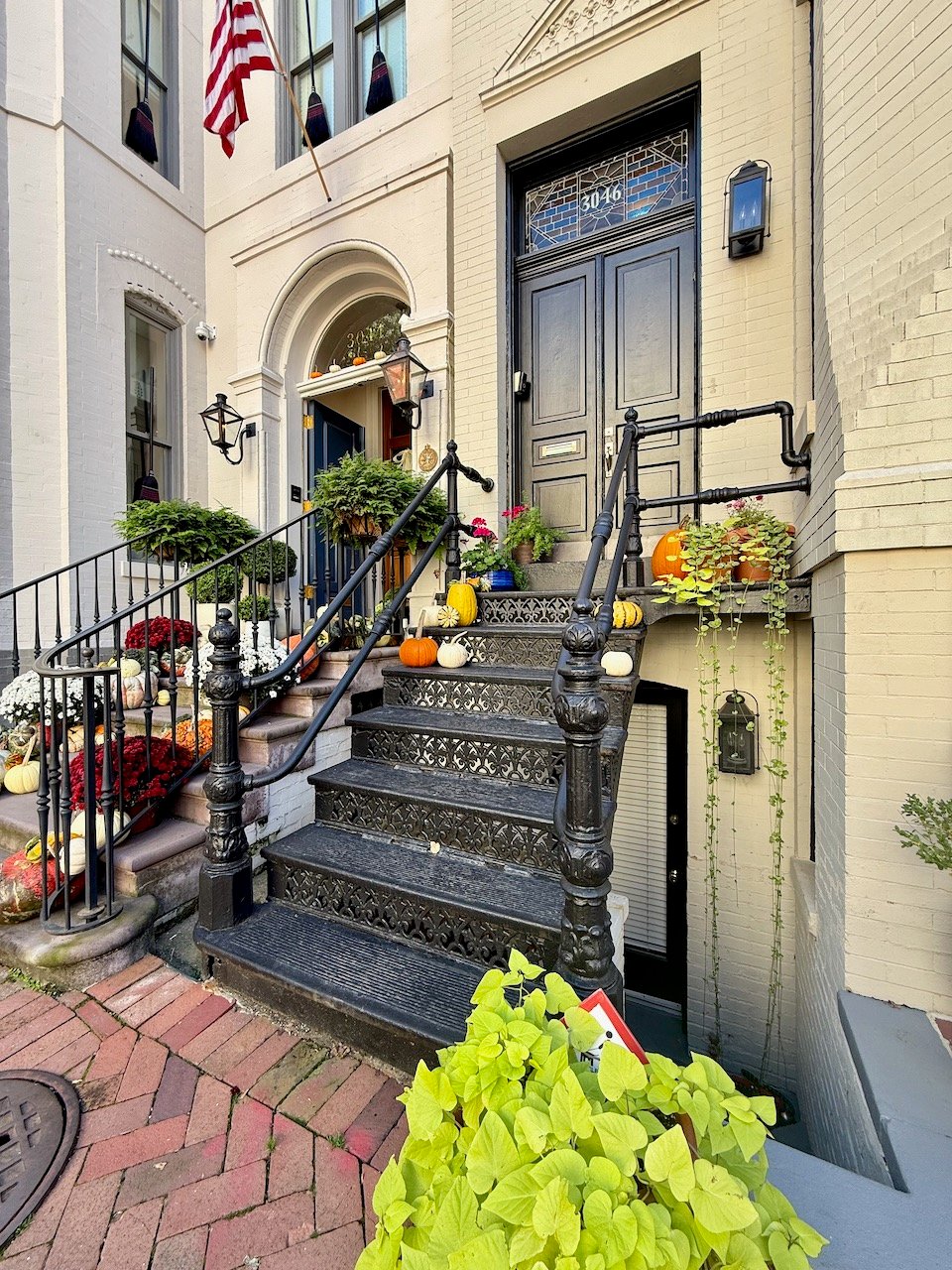 Georgetown in the Fall: Pumpkin-Lined Doorways and a Village Feel