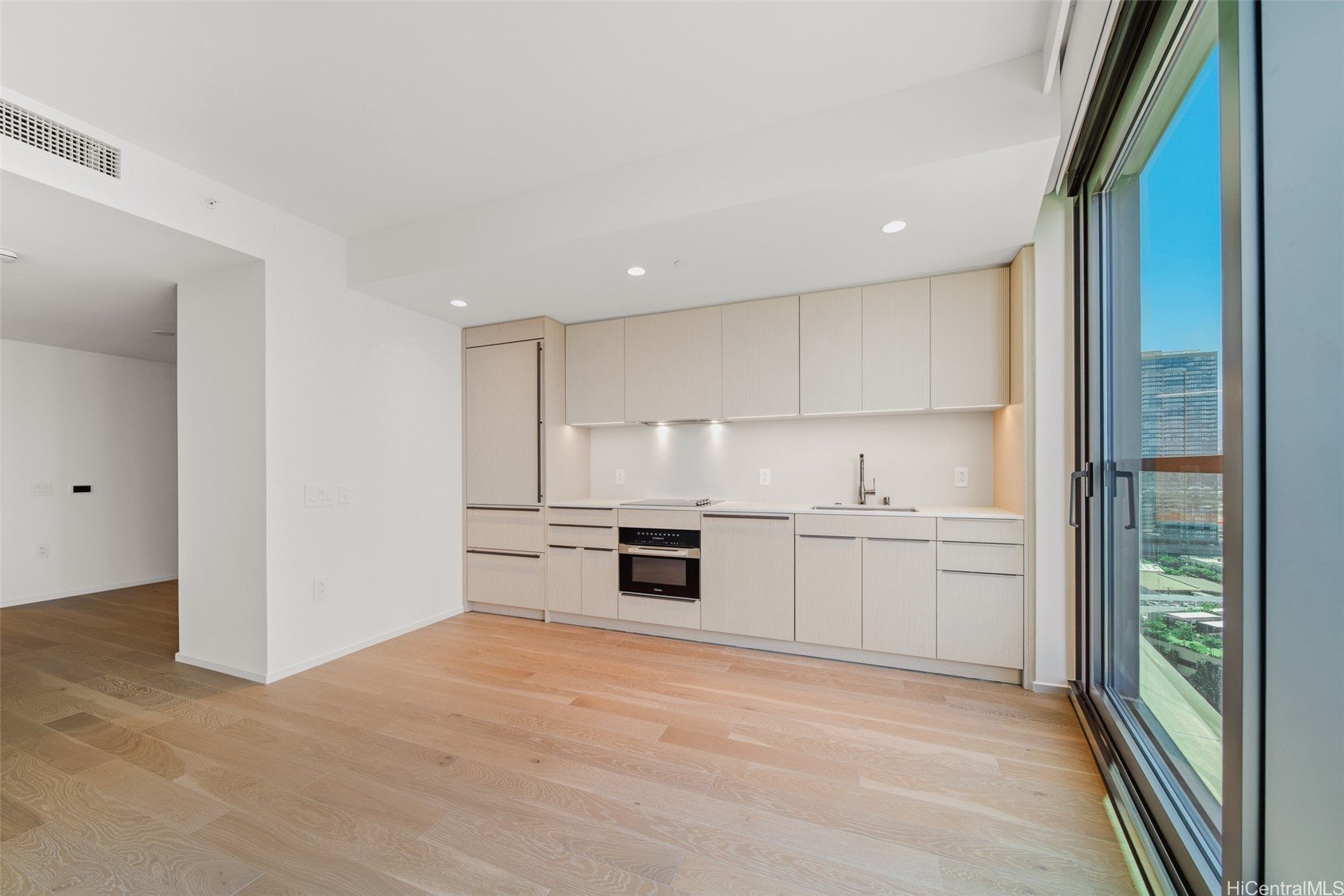 333 Ward Avenue #1908