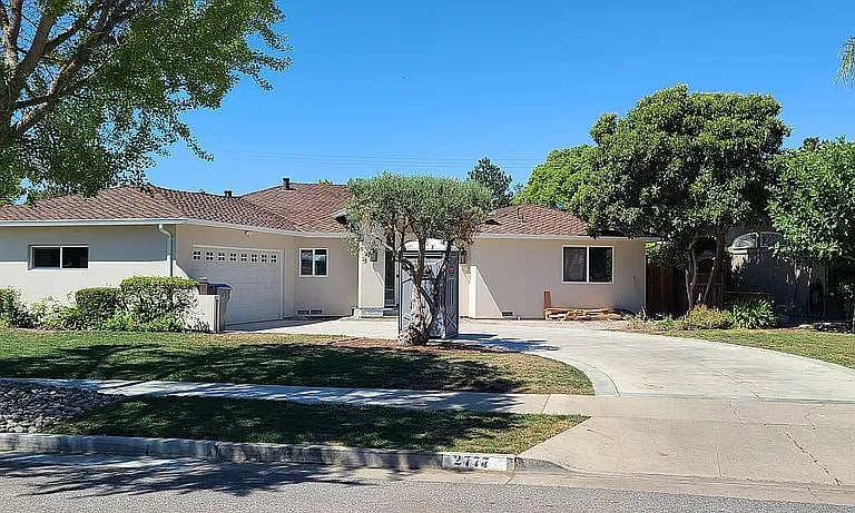 2777 Richland Ave