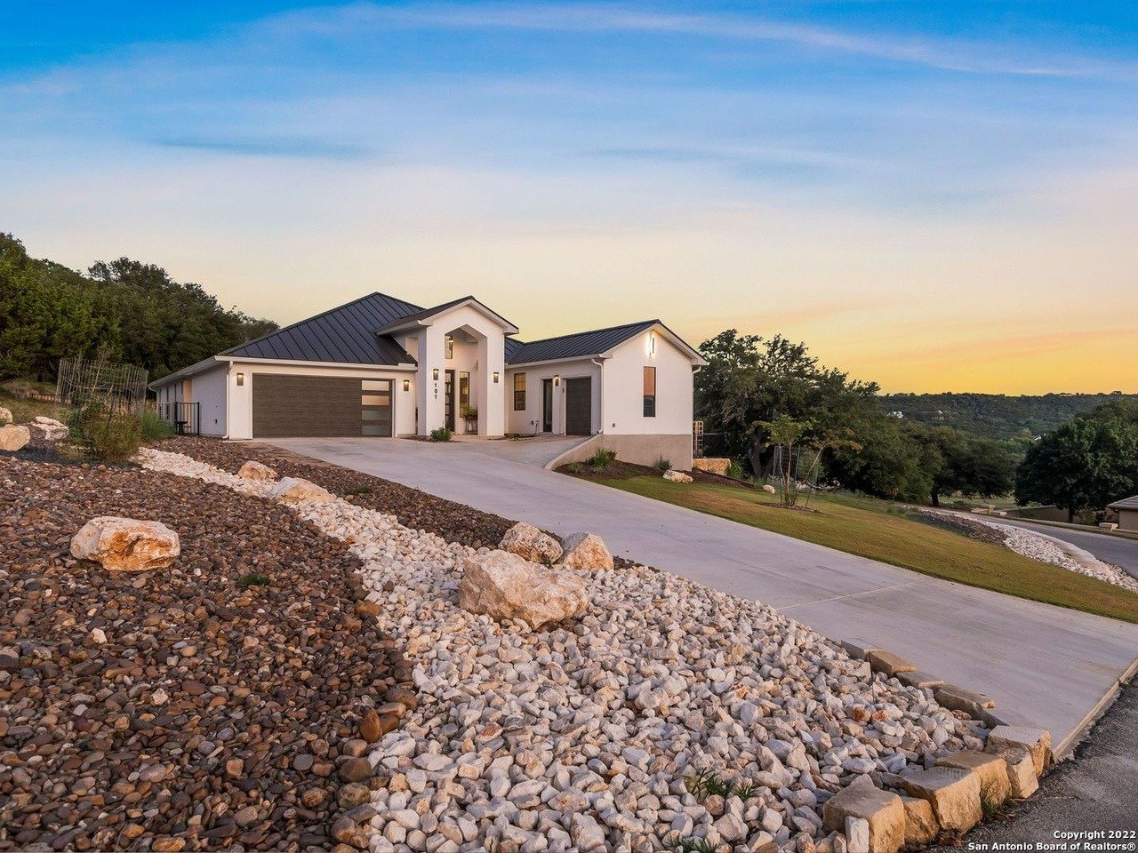101 Antelope Hill