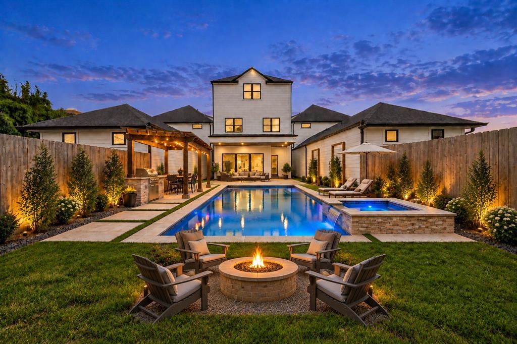 1501 Jacquelyn Drive 