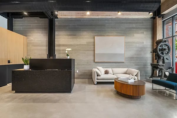 710 Metropolitan Avenue #2L+