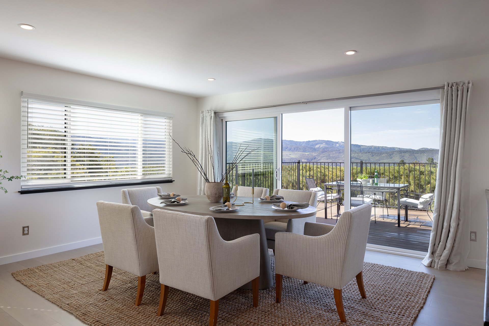 Private Hilltop Retreat - 25450 Via Cicindela